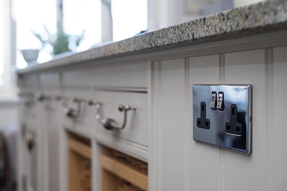 Polished Chrome 2 Gang Socket with Black Insert Elesi