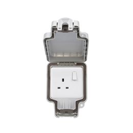 Lieber Silk White 1 Gang Outdoor Socket 13Amp Double Pole IP66