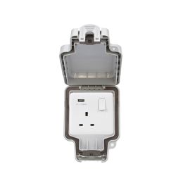 Lieber Silk White 1 Gang Outdoor USB Socket IP66